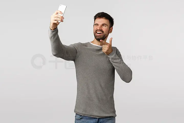 公鸡母鸡拖拉机